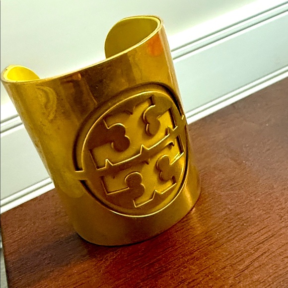 Tory Burch Gold Logo Cuff - Picture 1 of 2
